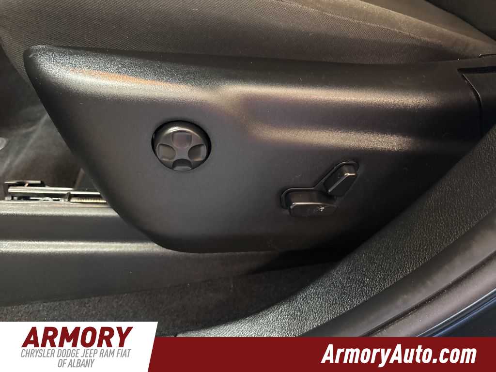 Thumbnail: 2025 Dodge Durango - 13