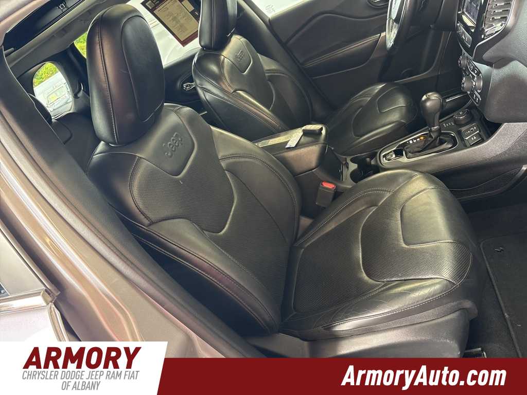 Thumbnail: 2019 Jeep Cherokee - 39