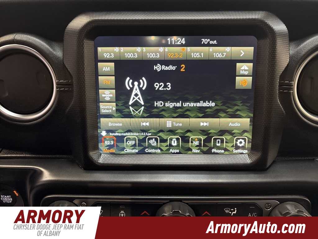 Thumbnail: 2022 Jeep Wrangler - 17