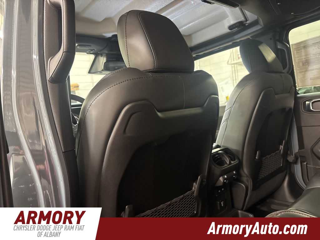 Thumbnail: 2026 Jeep Gladiator - 27