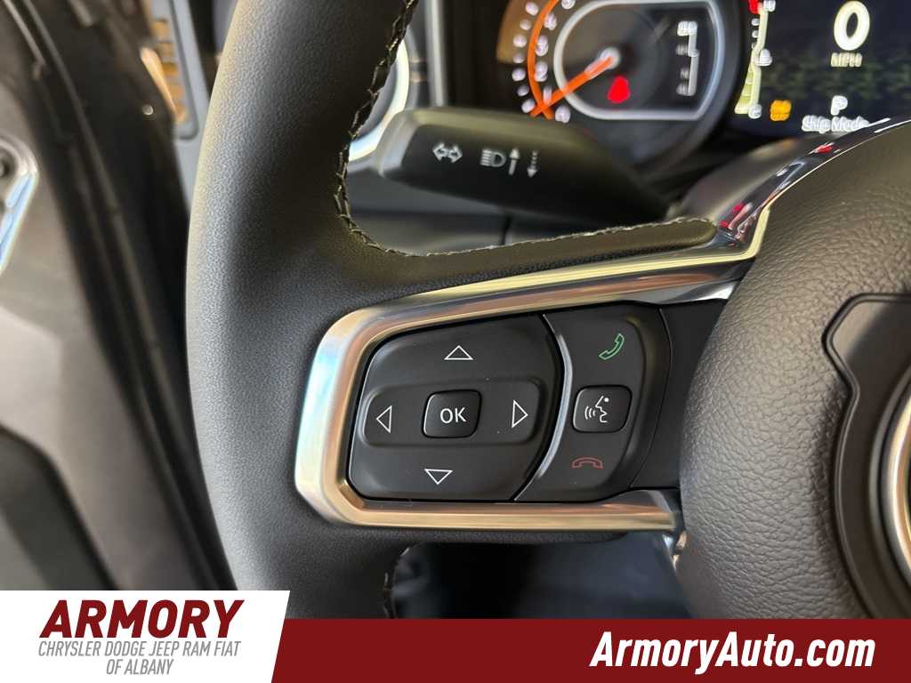 Thumbnail: 2025 Jeep Wrangler - 15