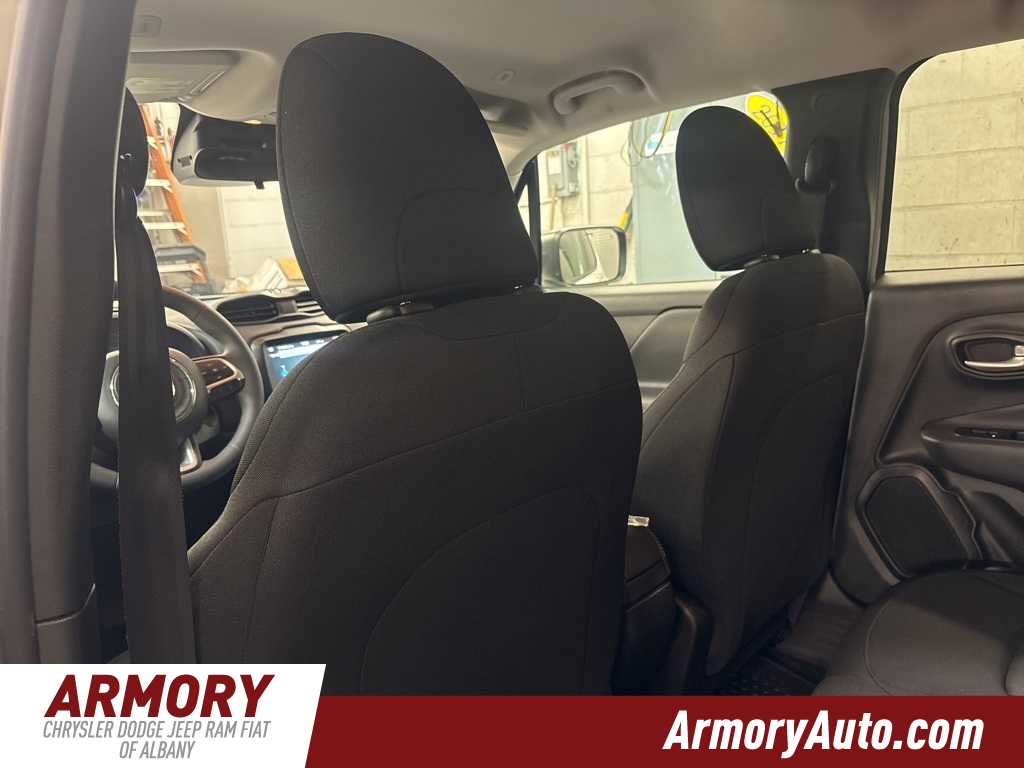 Thumbnail: 2023 Jeep Renegade - 26