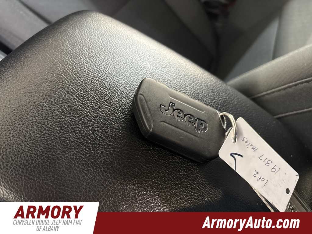 Thumbnail: 2021 Jeep Wrangler - 22