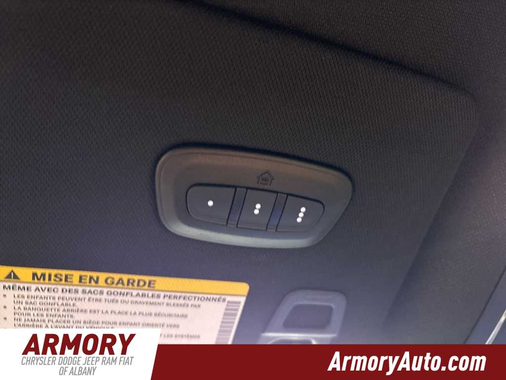 Thumbnail: 2023 Jeep Grand Cherokee - 23