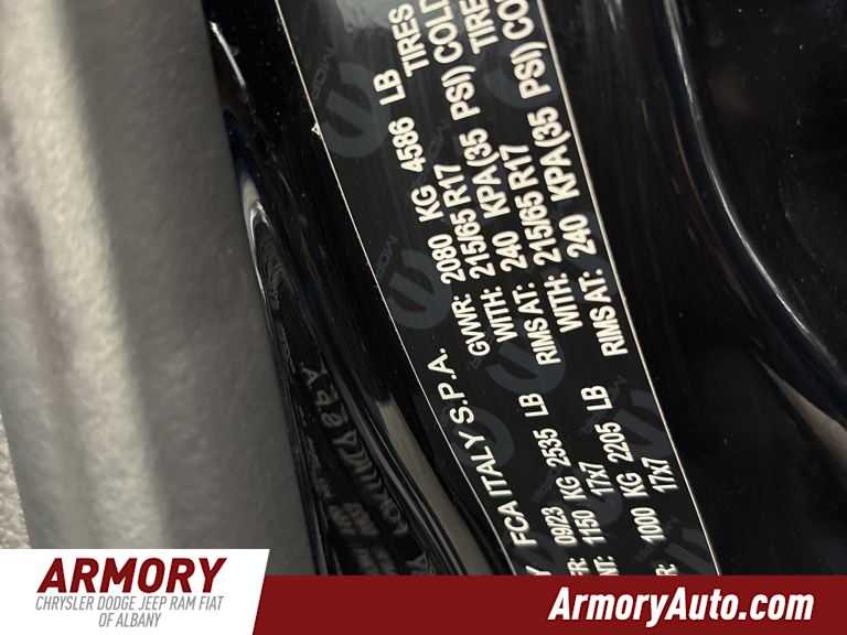 Thumbnail: 2023 Jeep Renegade - 43