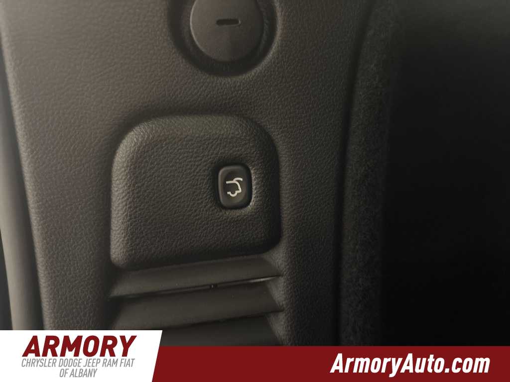 Thumbnail: 2025 Dodge Durango - 32