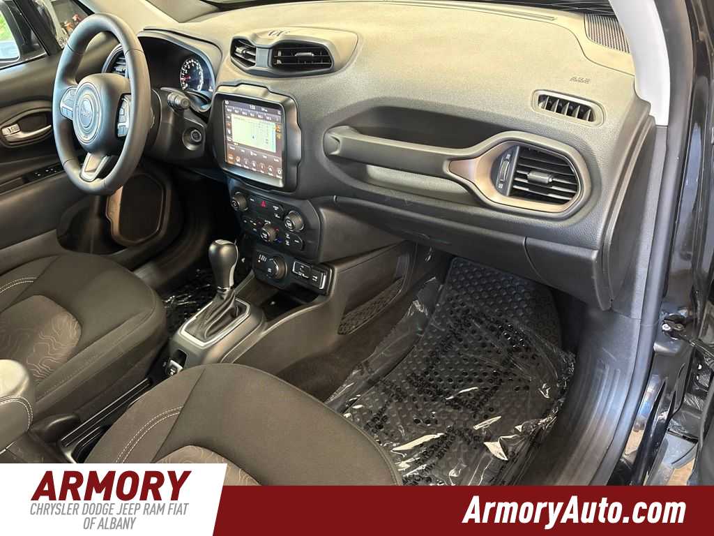 Thumbnail: 2023 Jeep Renegade - 37