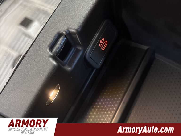 Thumbnail: 2024 BMW 2 Series - 27