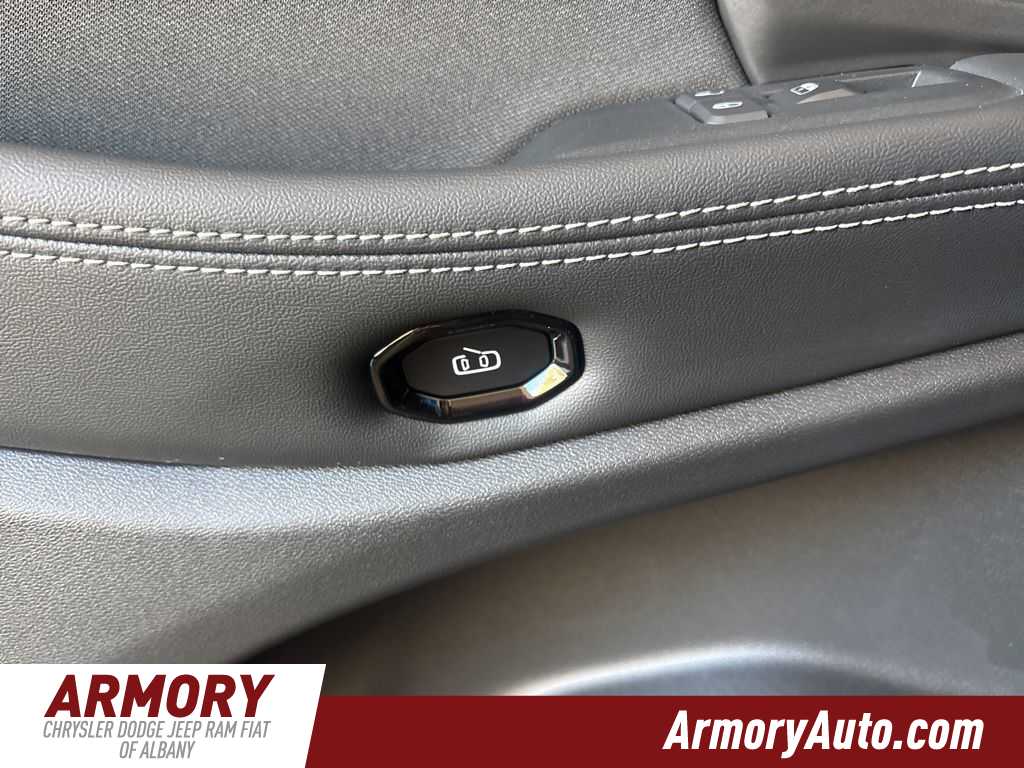 Thumbnail: 2026 Jeep Cherokee - 30