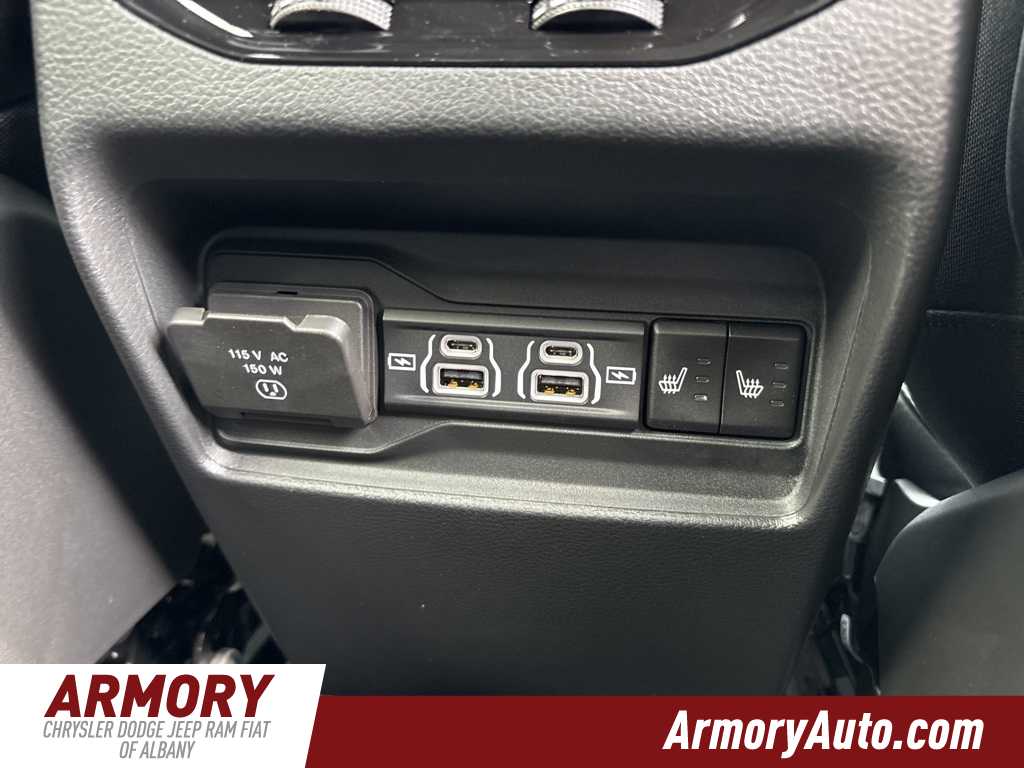 Thumbnail: 2025 Jeep Grand Cherokee - 29