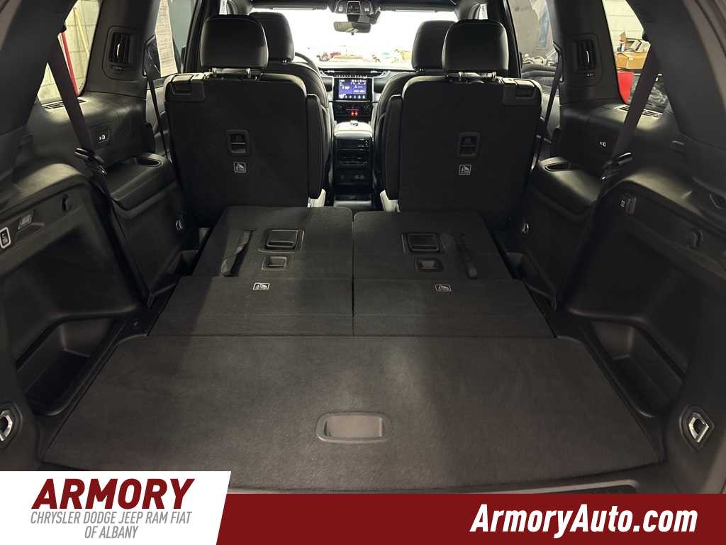 Thumbnail: 2025 Jeep Grand Cherokee L - 31