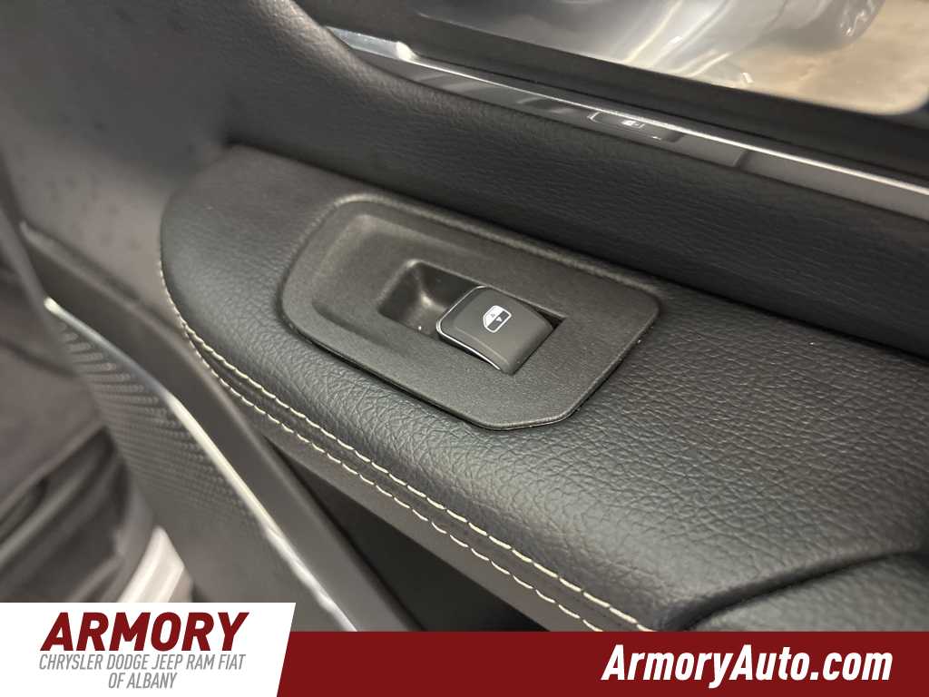 Thumbnail: 2025 RAM 1500 - 29