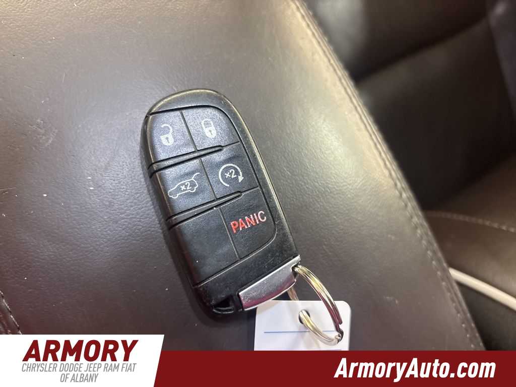 Thumbnail: 2018 Jeep Grand Cherokee - 16