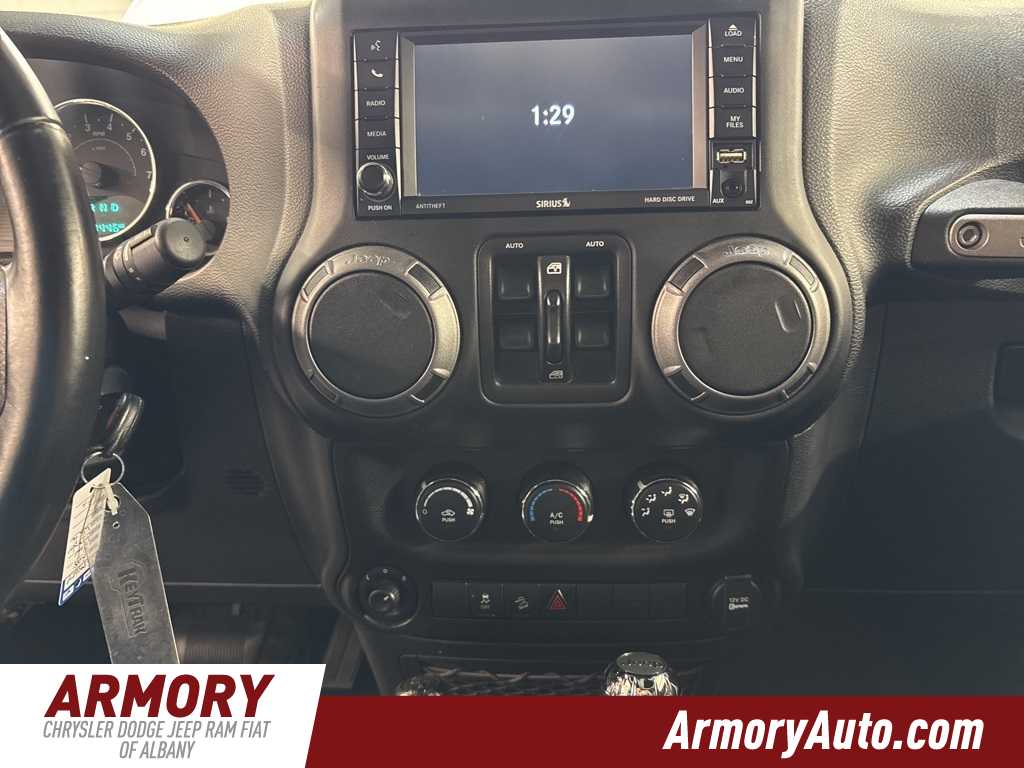 Thumbnail: 2018 Jeep Wrangler - 14