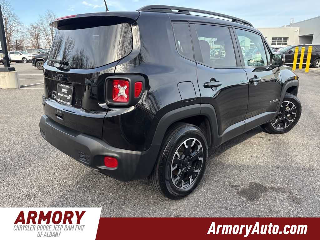 Thumbnail: 2023 Jeep Renegade - 4