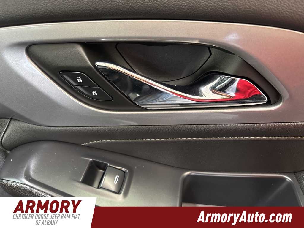 Thumbnail: 2022 Chevrolet Traverse - 40