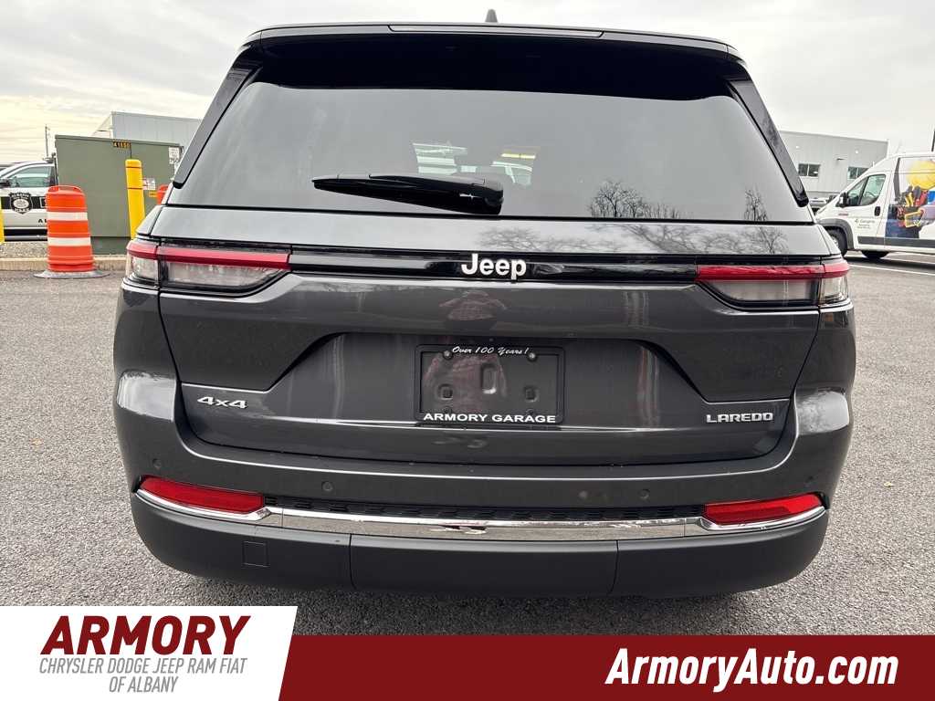 Thumbnail: 2025 Jeep Grand Cherokee - 5