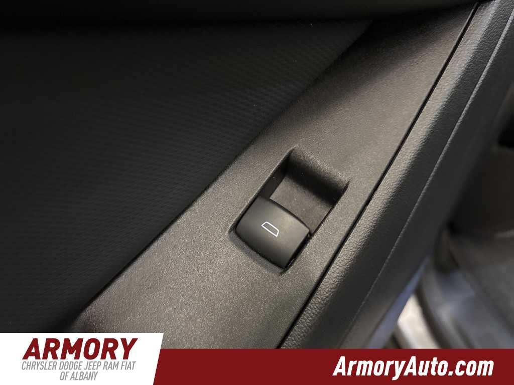 Thumbnail: 2025 Chevrolet Equinox - 27