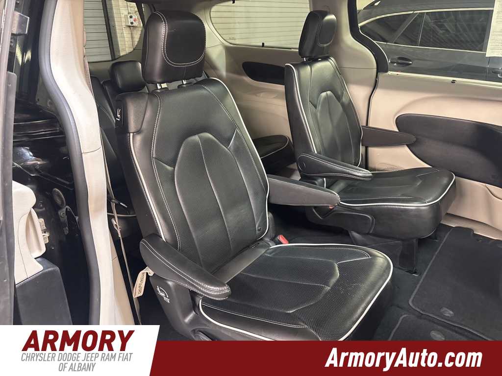 Thumbnail: 2023 Chrysler Pacifica - 29