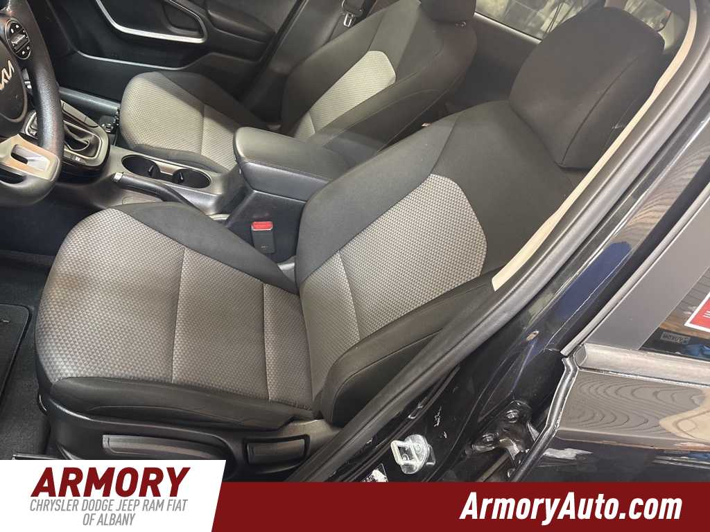 Thumbnail: 2023 Kia Soul - 11