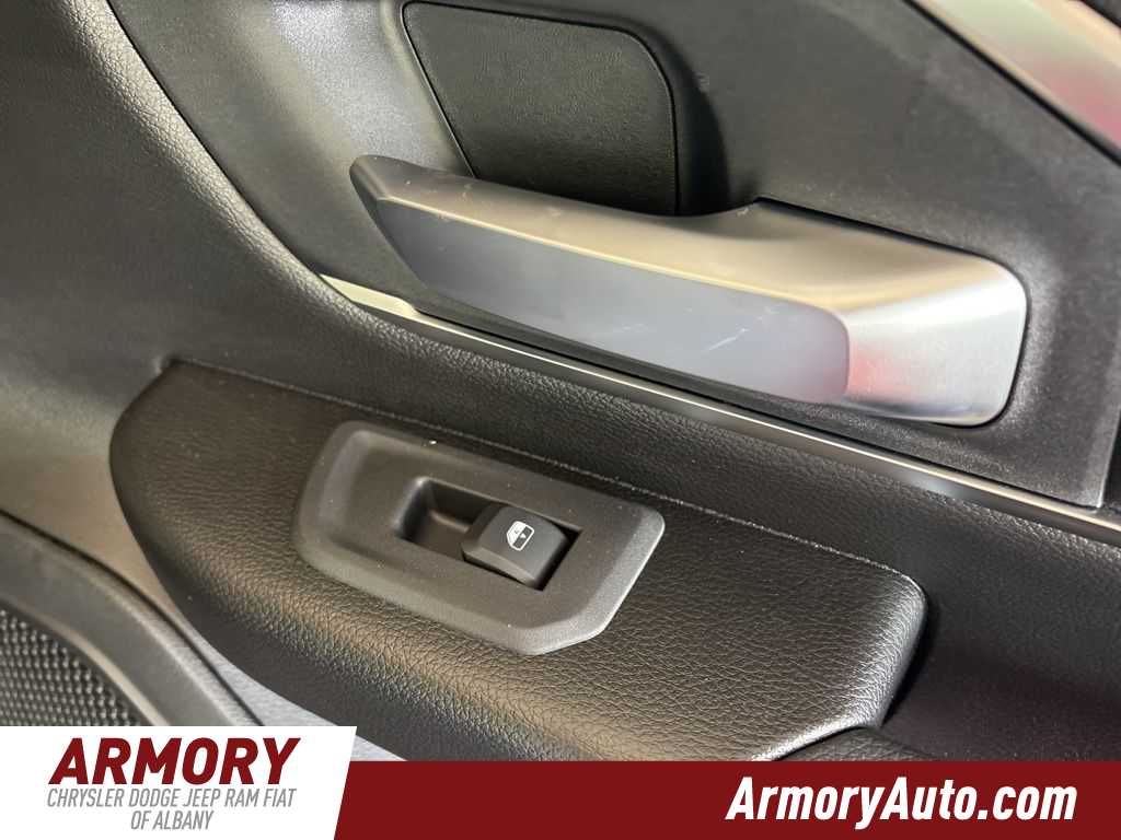 Thumbnail: 2026 RAM 1500 - 30