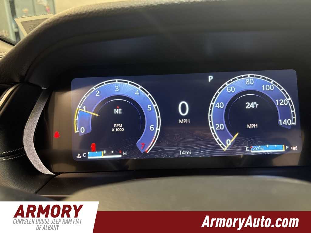 Thumbnail: 2025 Jeep Grand Cherokee - 14