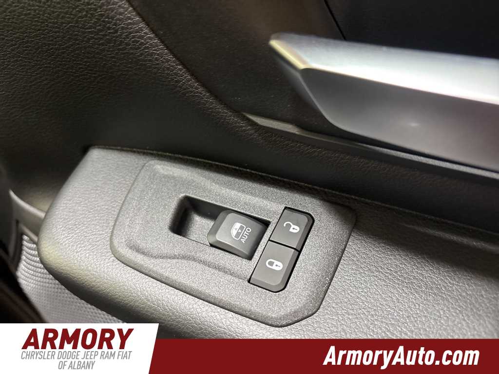 Thumbnail: 2026 RAM 1500 - 31