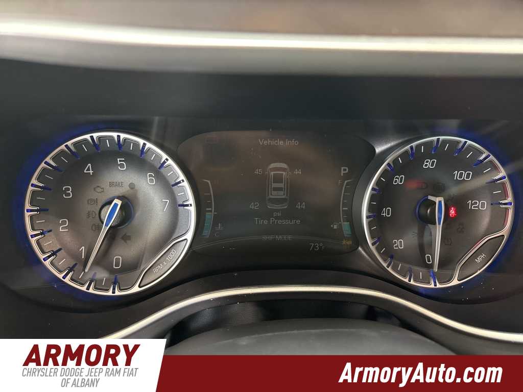 Thumbnail: 2026 Chrysler Pacifica - 14