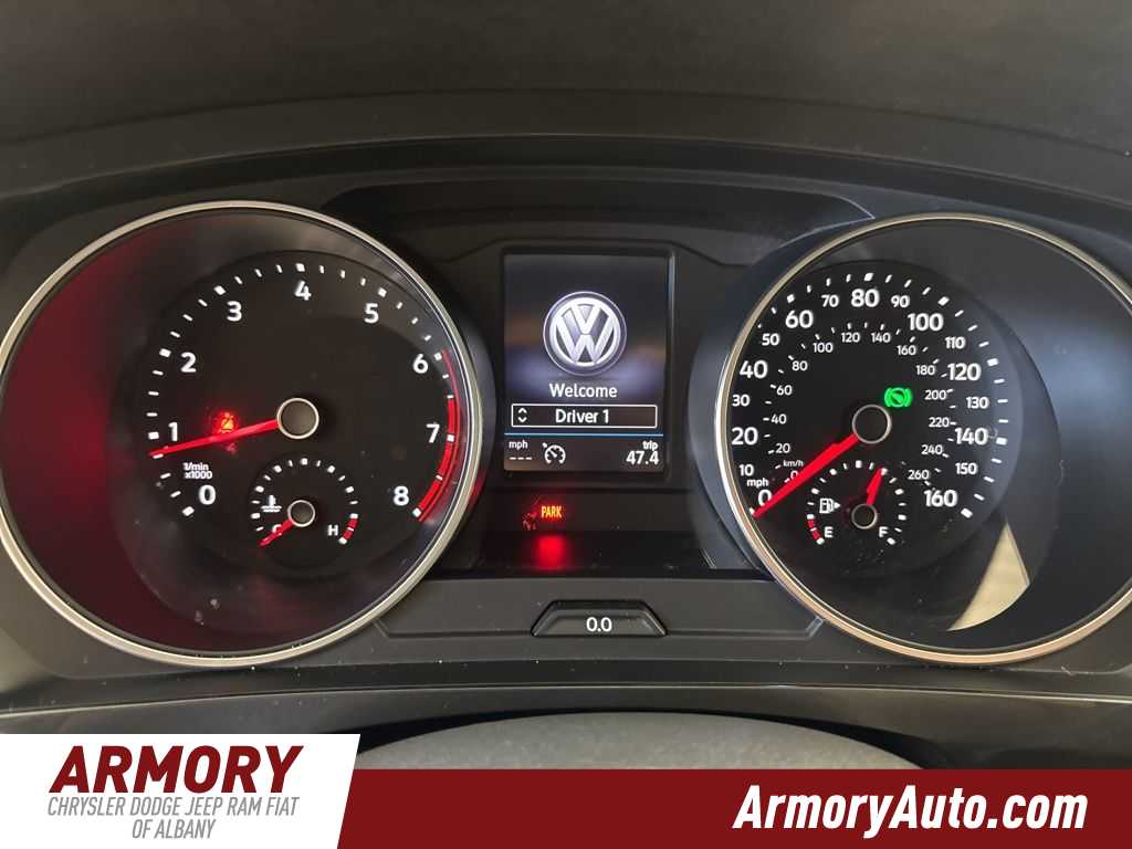 Thumbnail: 2018 Volkswagen Tiguan - 16