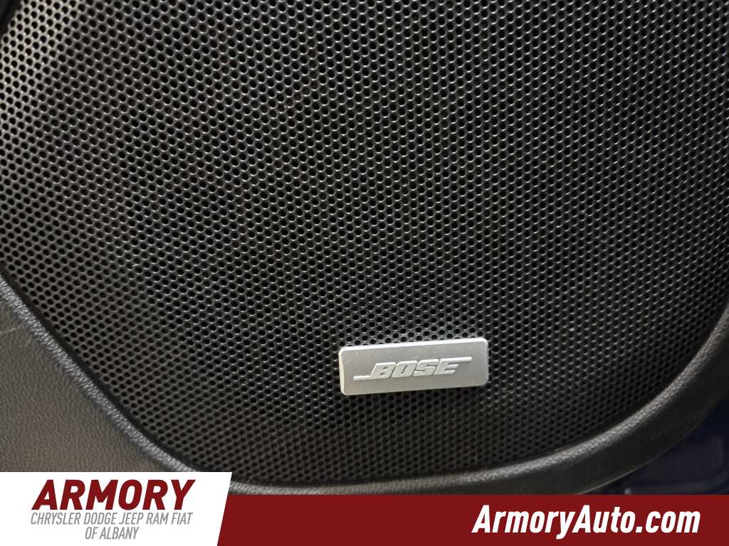 Thumbnail: 2023 GMC Acadia - 10