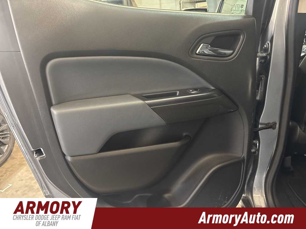 Thumbnail: 2021 Chevrolet Colorado - 23