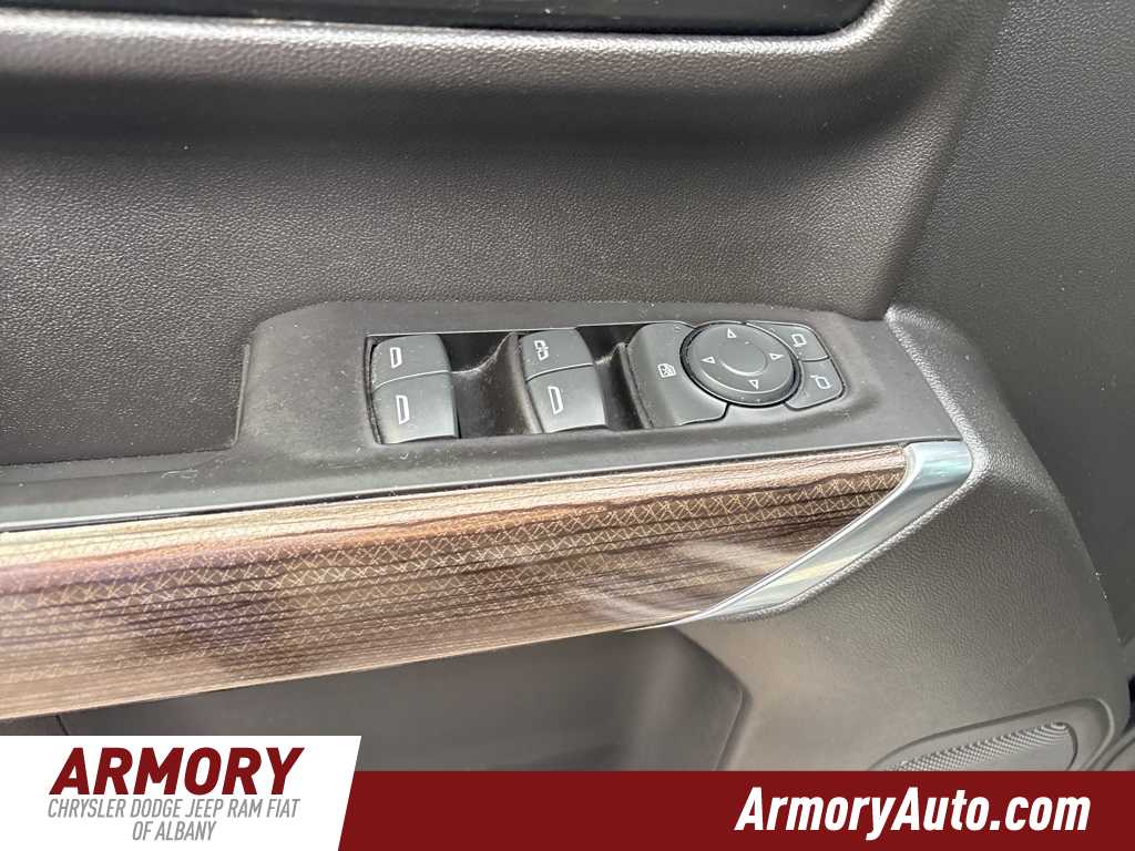 Thumbnail: 2020 Chevrolet Silverado 1500 - 7