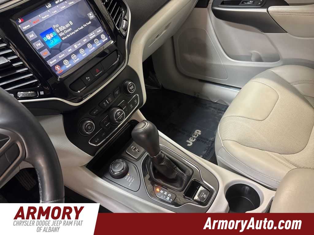 Thumbnail: 2019 Jeep Cherokee - 20