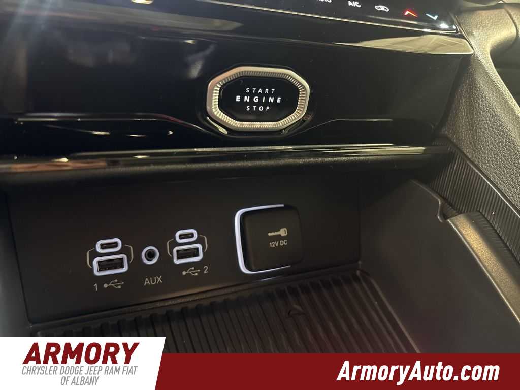 Thumbnail: 2026 Jeep Grand Cherokee - 16