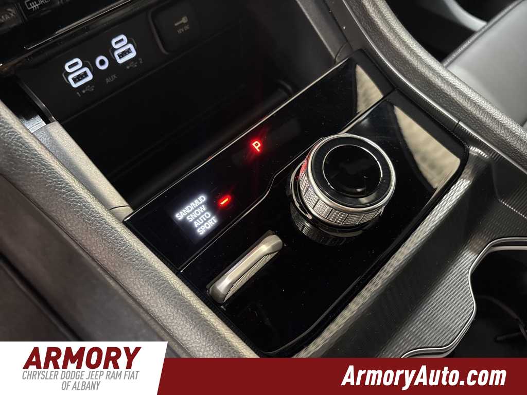 Thumbnail: 2025 Jeep Grand Cherokee - 18