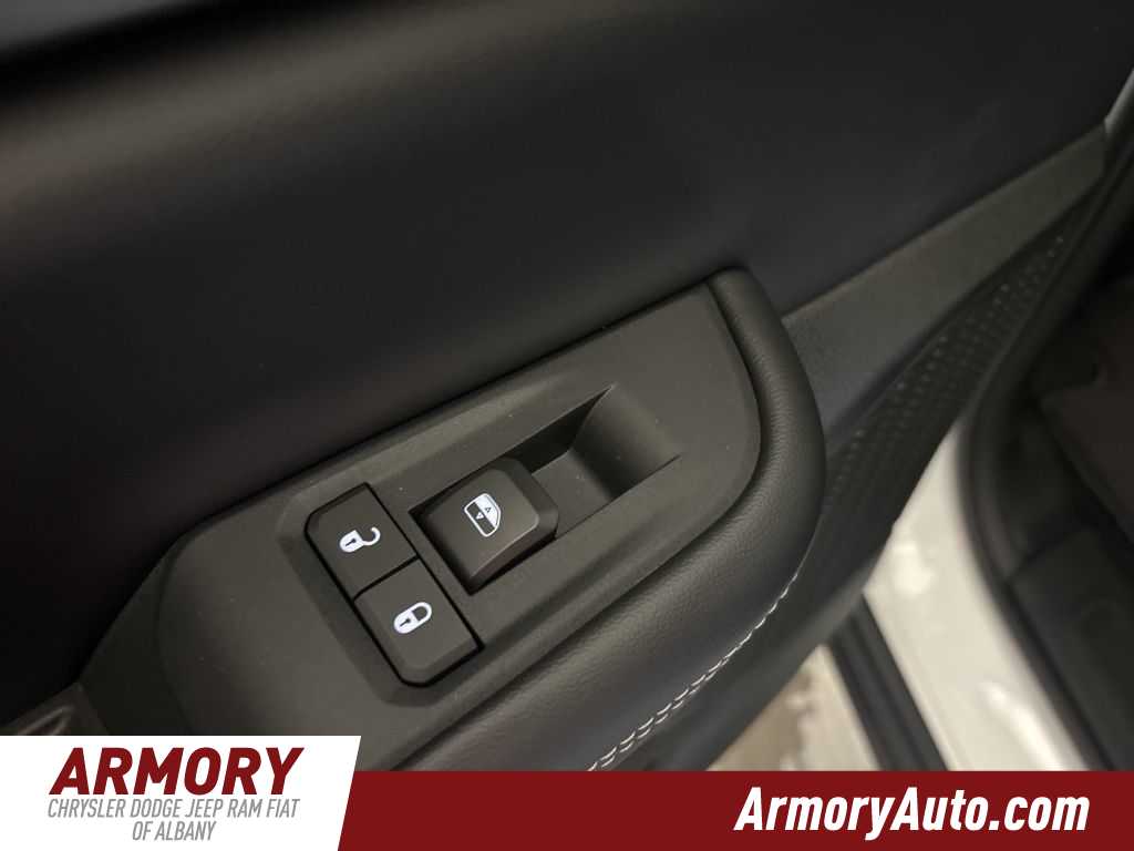 Thumbnail: 2026 Jeep Grand Cherokee - 24