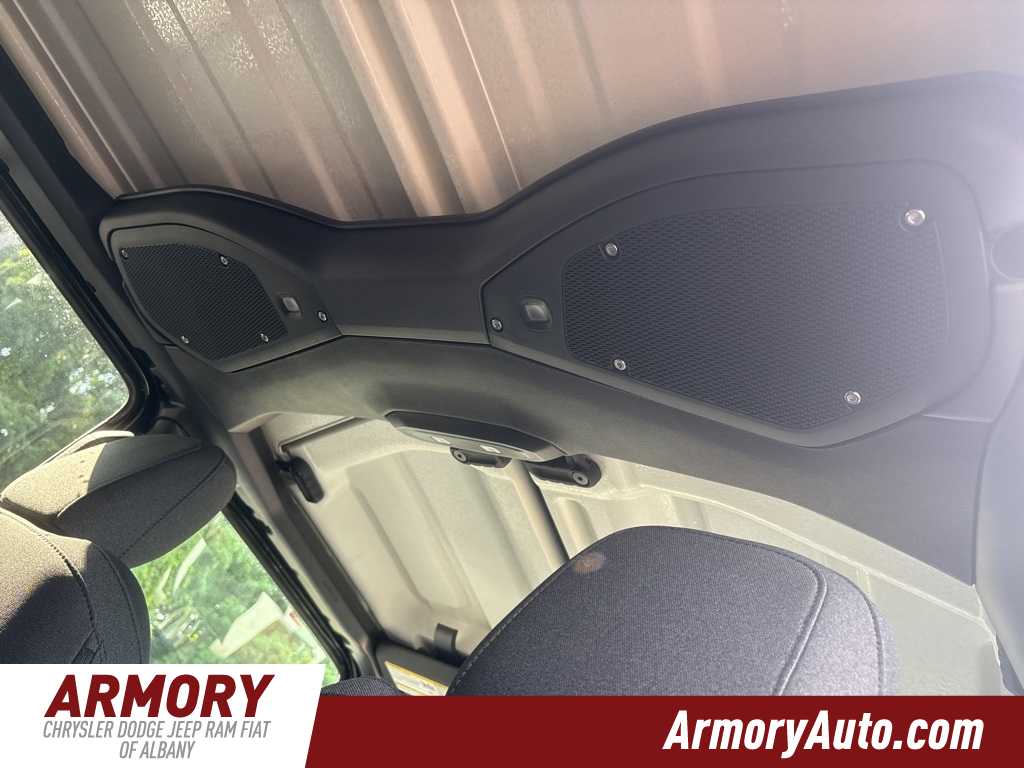 Thumbnail: 2025 Jeep Gladiator - 27