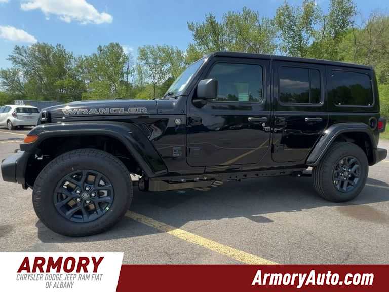 Thumbnail: 2026 Jeep Wrangler - 6