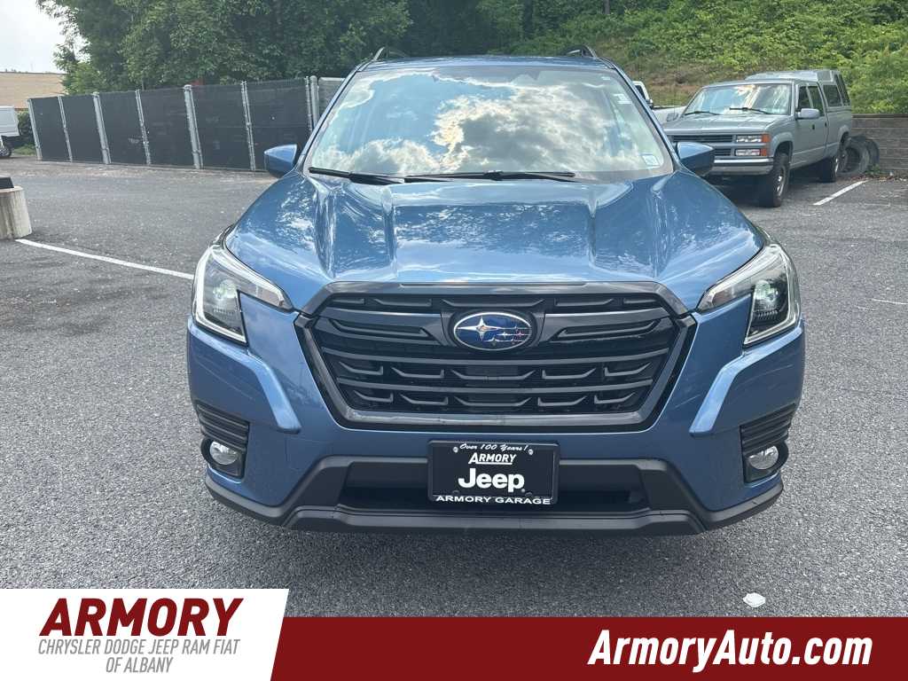 2022 Subaru Forester Premium 2