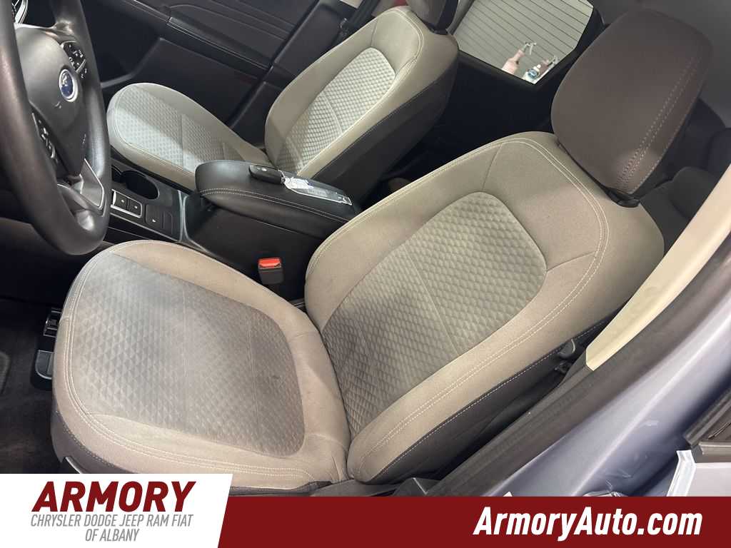 Thumbnail: 2022 Ford Escape - 11