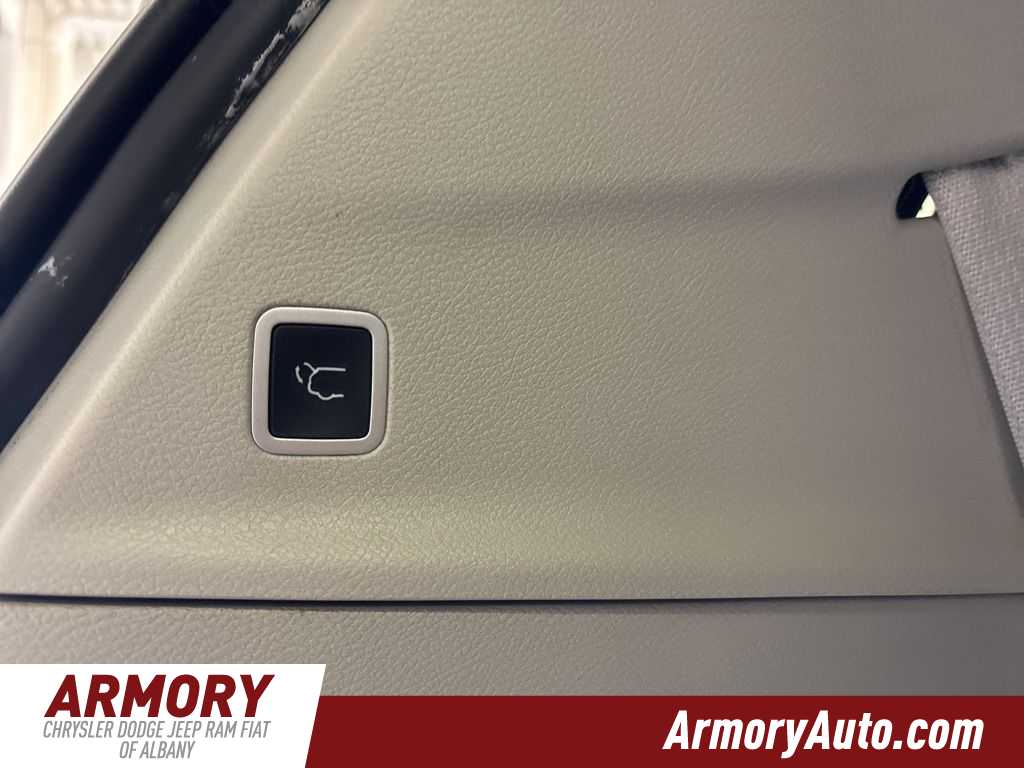 Thumbnail: 2024 Chrysler Pacifica - 33