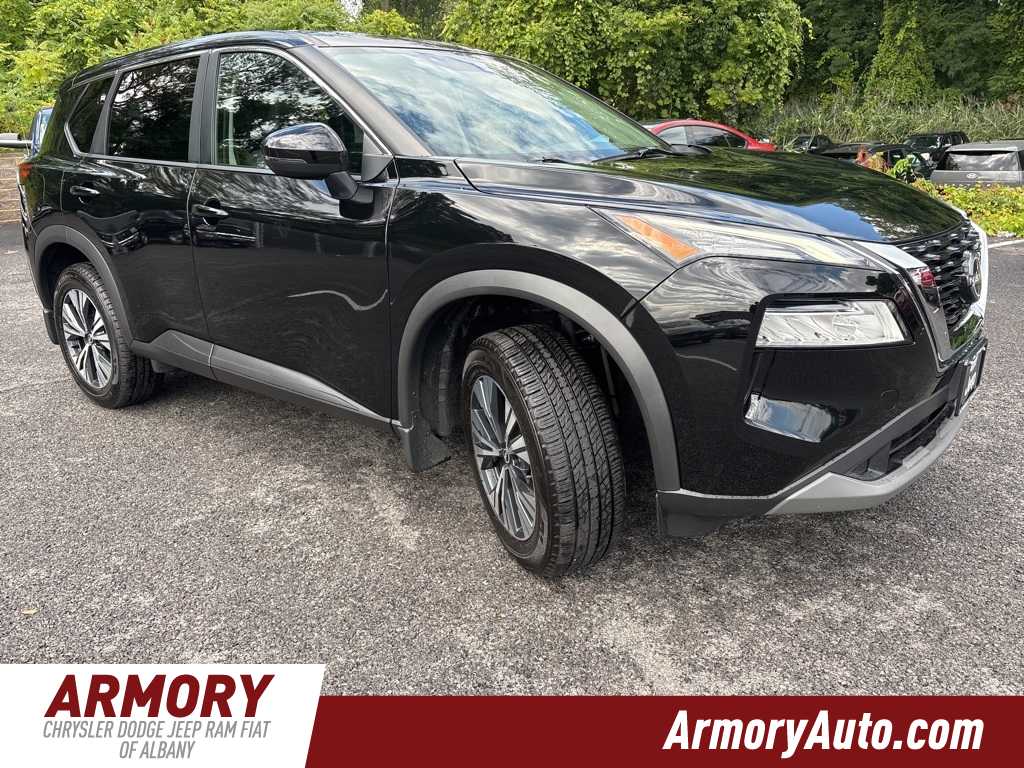 Thumbnail: 2022 Nissan Rogue - 3