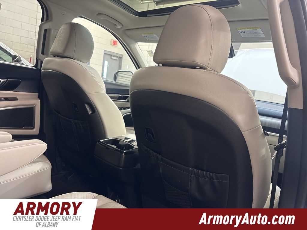 Thumbnail: 2023 Kia Telluride - 38