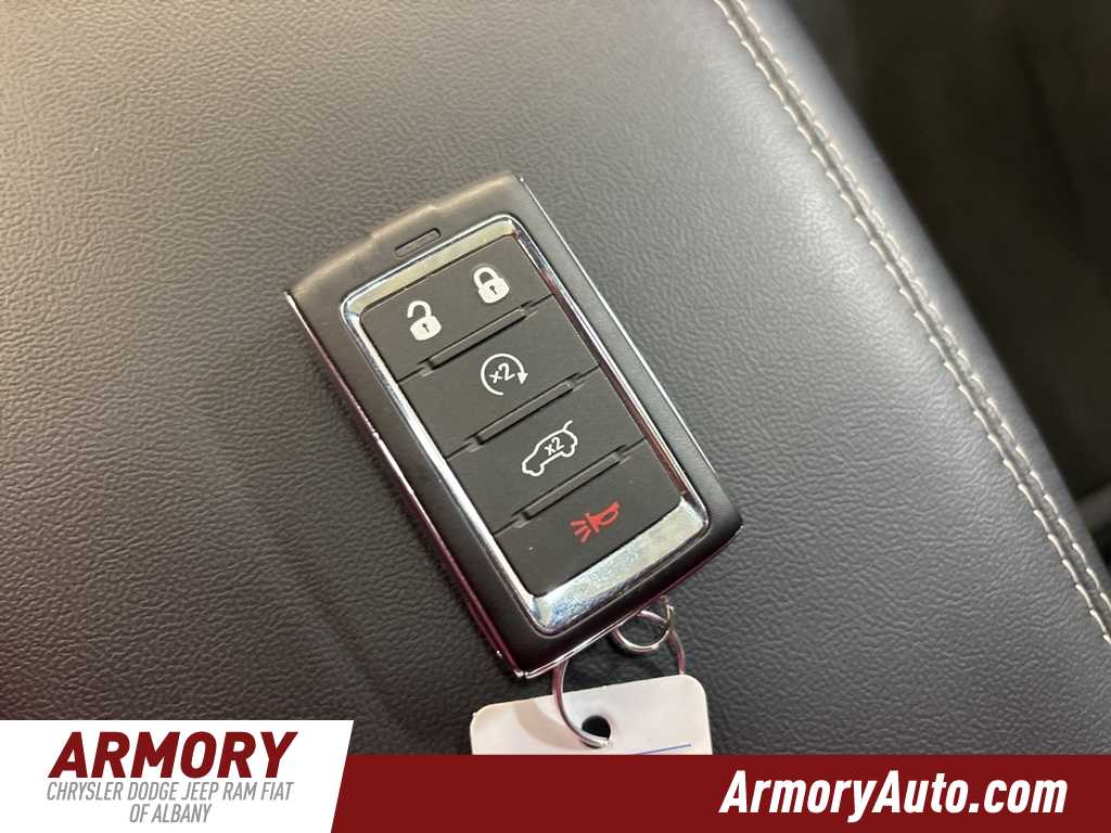 Thumbnail: 2025 Jeep Grand Cherokee L - 19