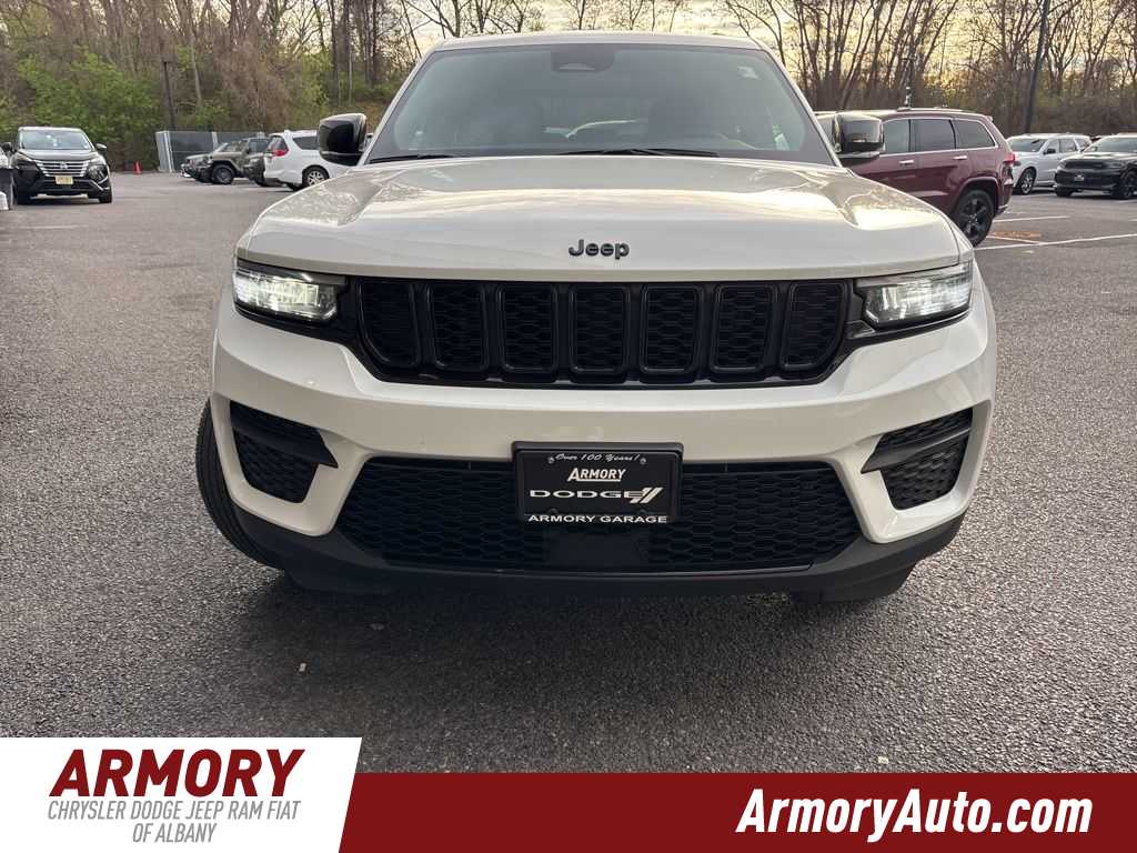 Thumbnail: 2023 Jeep Grand Cherokee - 2