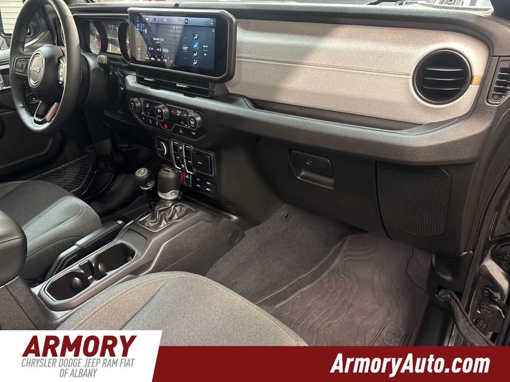 Thumbnail: 2024 Jeep Wrangler - 33