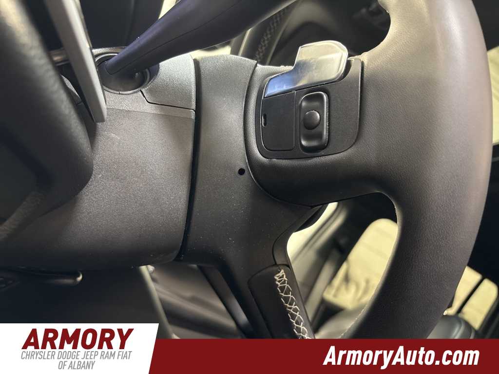 Thumbnail: 2023 Jeep Grand Cherokee L - 11