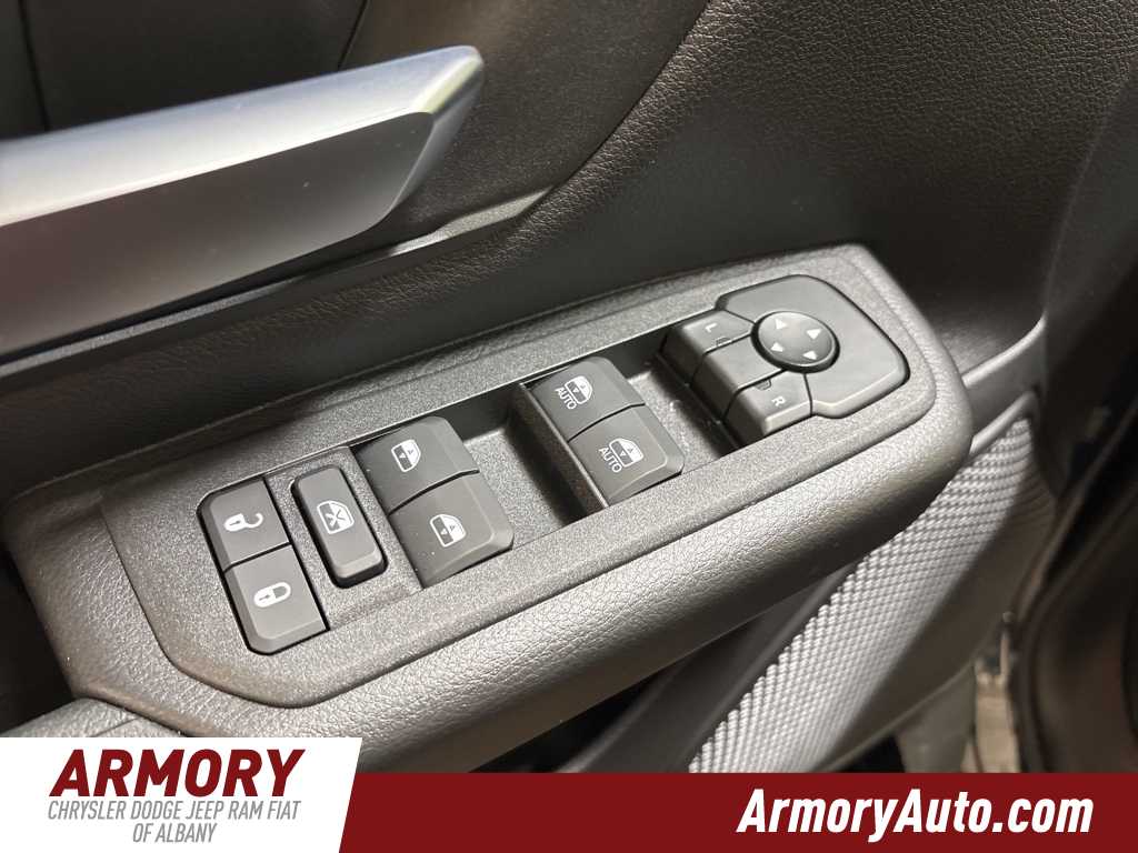 Thumbnail: 2026 RAM 1500 - 8