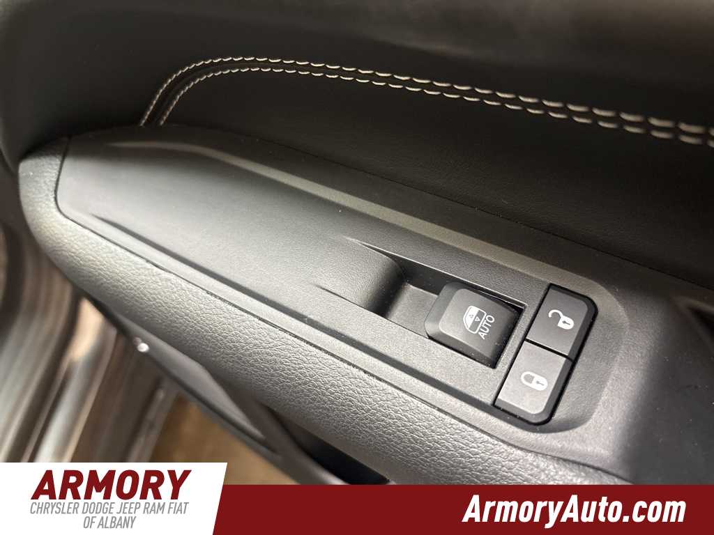 Thumbnail: 2022 Jeep Compass - 35