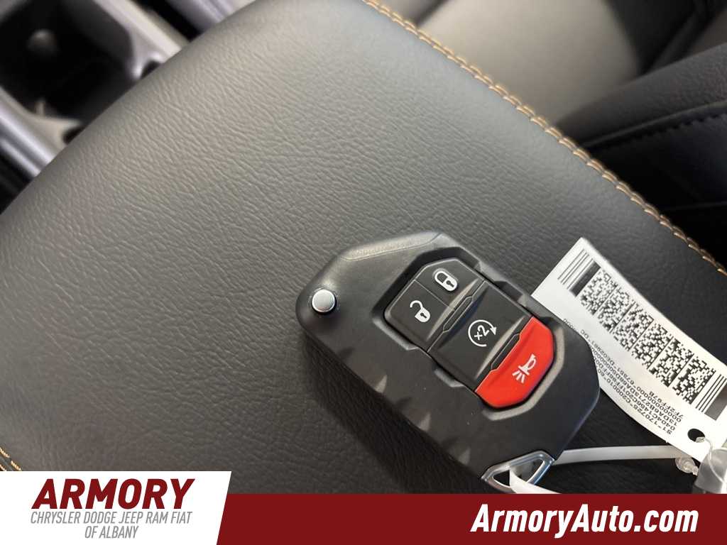 Thumbnail: 2025 Jeep Wrangler - 21